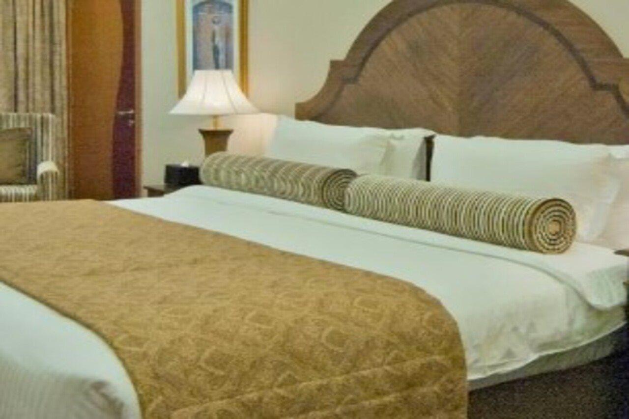 Ayla Hotel Al Ain Exteriör bild