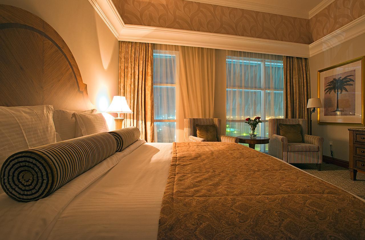 Ayla Hotel Al Ain Exteriör bild